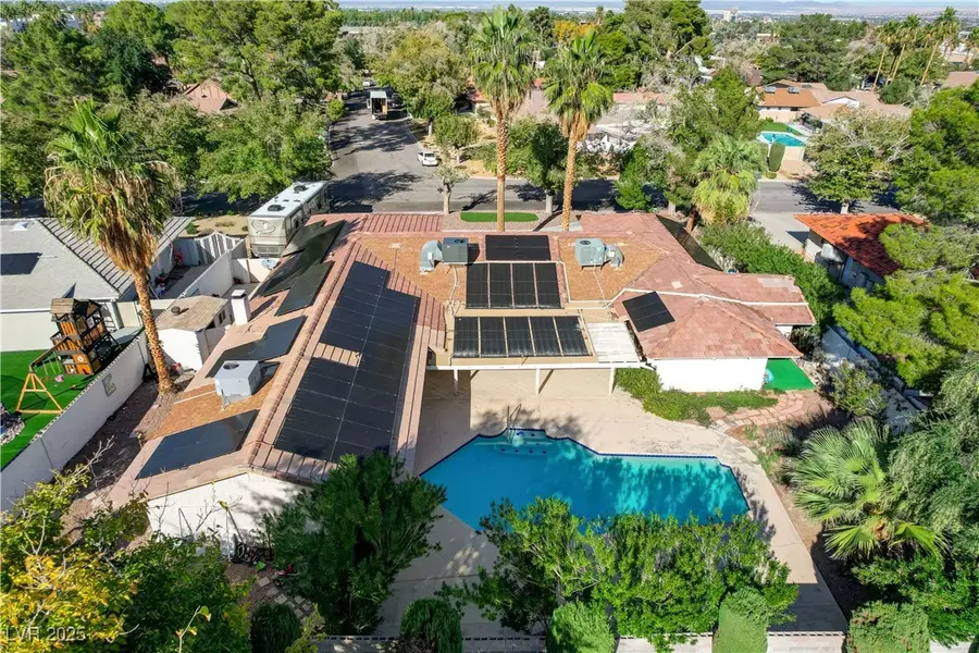 3689 N Rosecrest Circle, Las Vegas, NV 89121 - Image #3