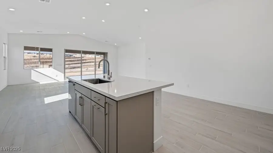 269 Divo Martino Street, Henderson, NV 89011 - Image #3