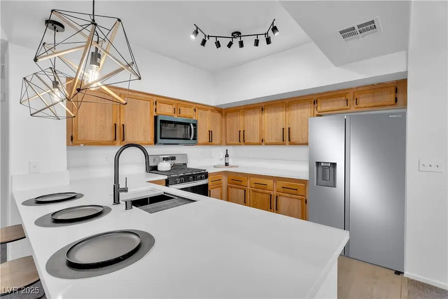 7709 Himalayas Avenue #201, Las Vegas, NV 89128 - Image #2