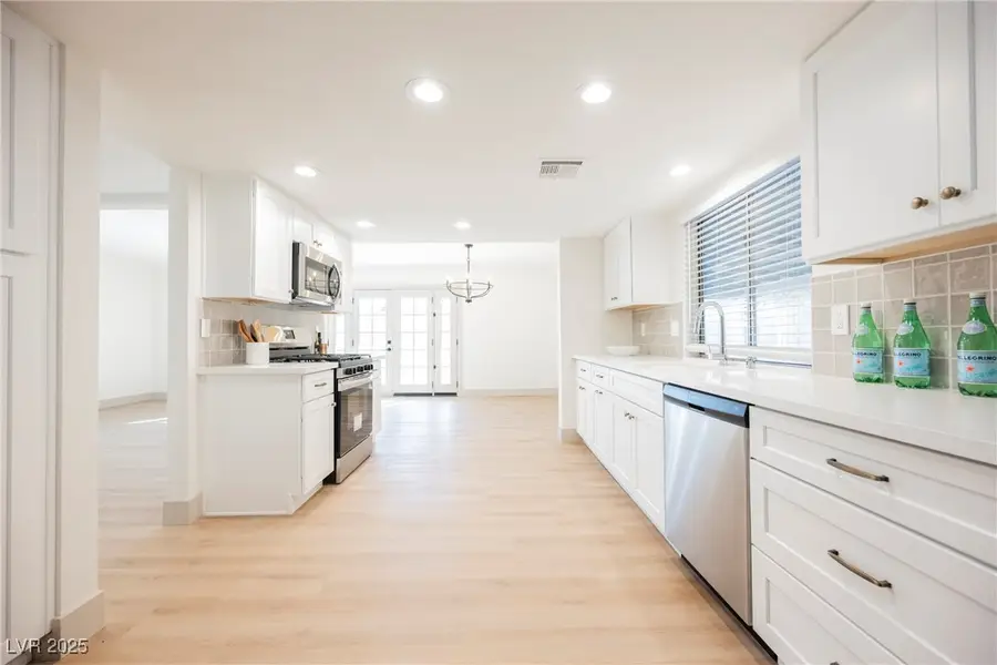 4329 Cartegena Way, Las Vegas, NV 89121 - Image #3