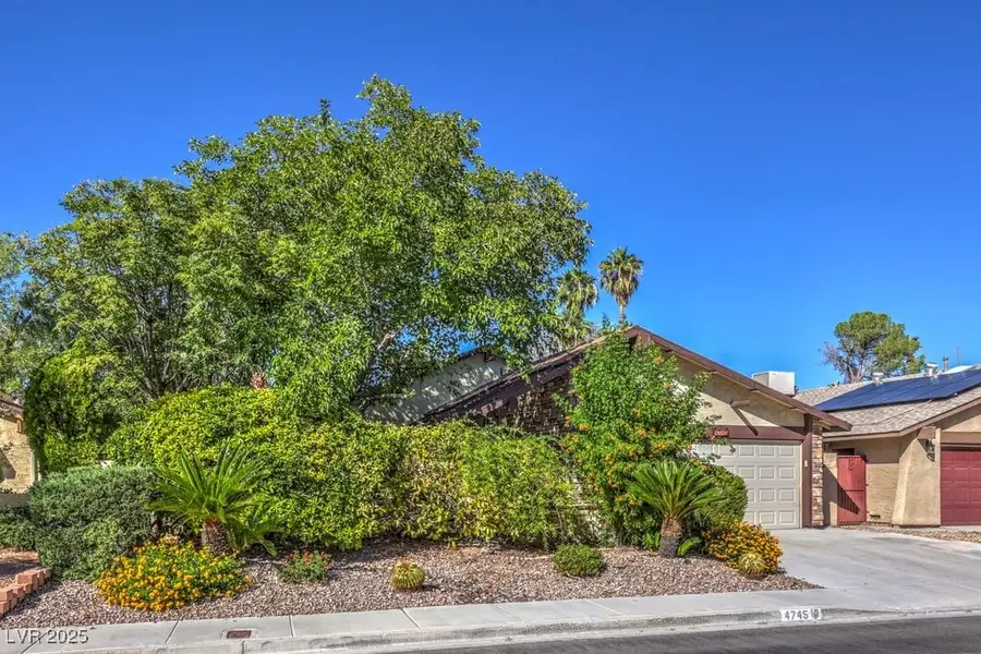 4745 Desert Vista Road, Las Vegas, NV 89121 - Image #2