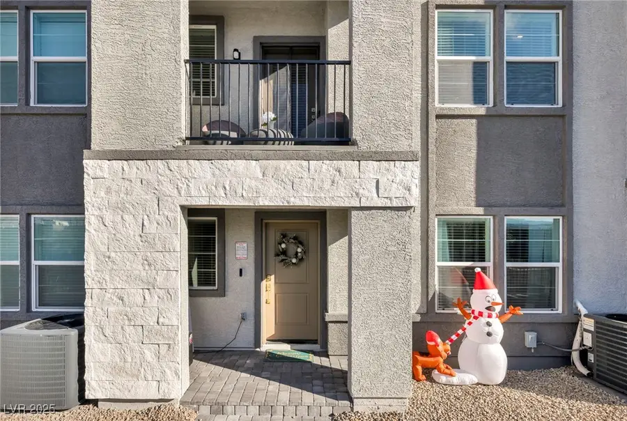 5659 Spellbinding Street, Las Vegas, NV 89148 - Image #3