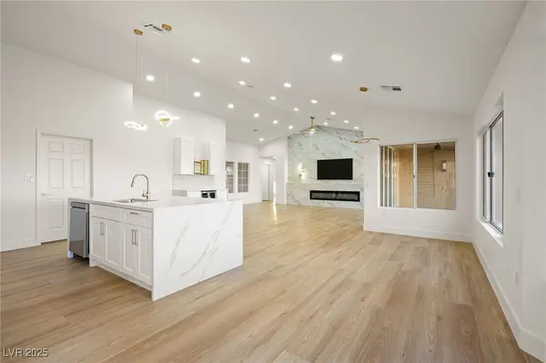 2808 Crown Ridge Drive, Las Vegas, NV 89134