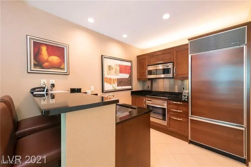 125 E Harmon Avenue #2814, Las Vegas, NV 89109 - Image #3