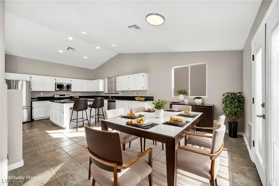 9513 Kelly Creek Avenue, Las Vegas, NV 89129 - Image #2