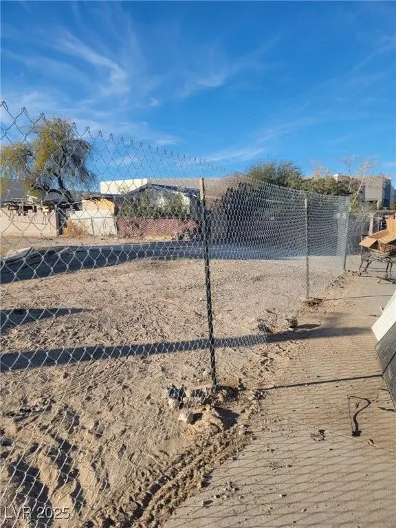 3489 Goldbutte Drive, Las Vegas, NV 89115 - Image #2