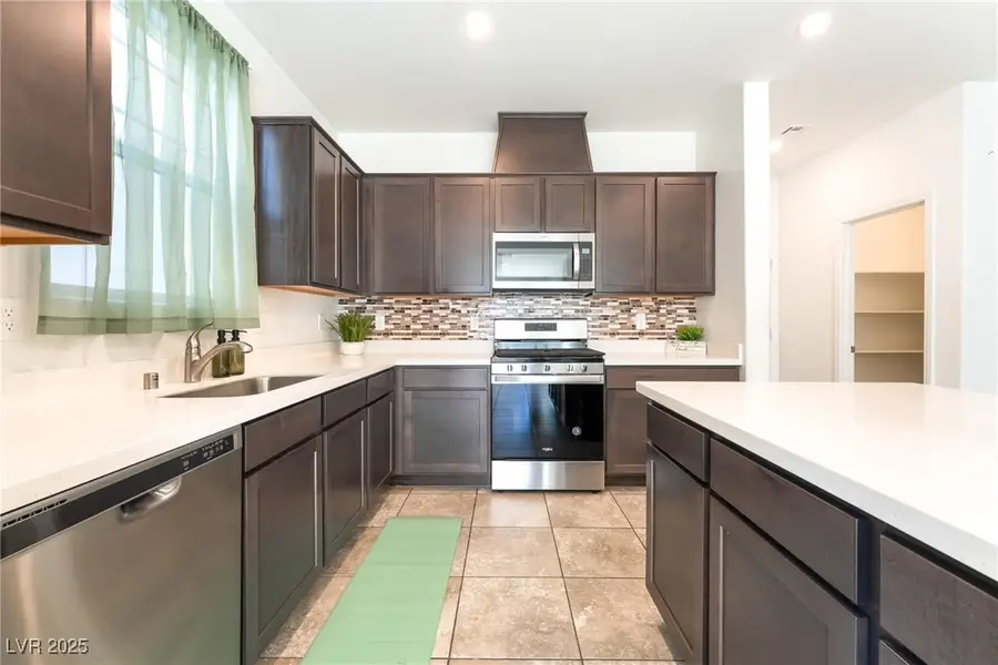 3023 Misty Pine Avenue, North Las Vegas, NV 89081 - Image #2