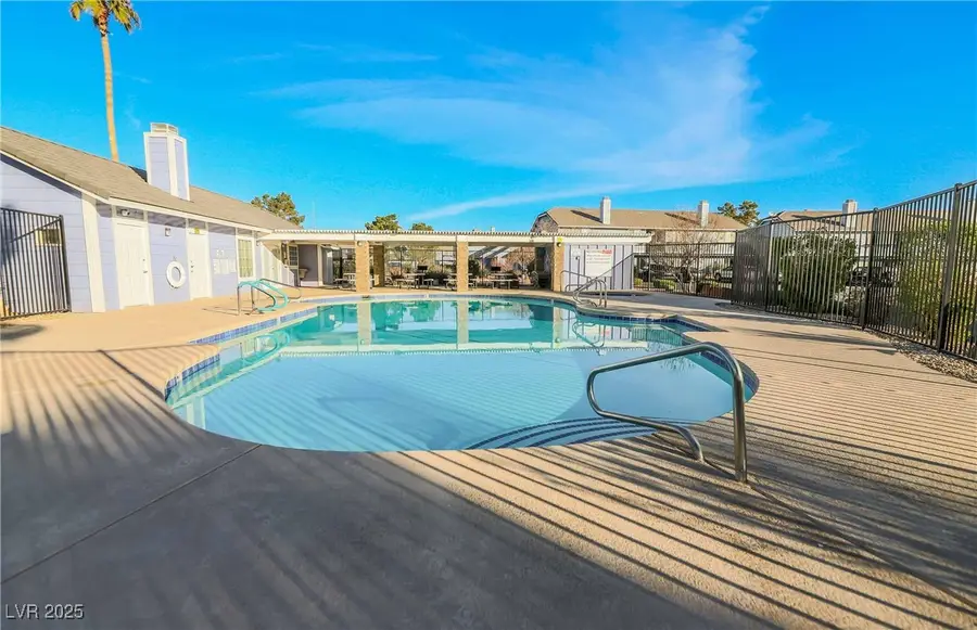 5330 Silvermist Court #202, Las Vegas, NV 89122 - Image #3