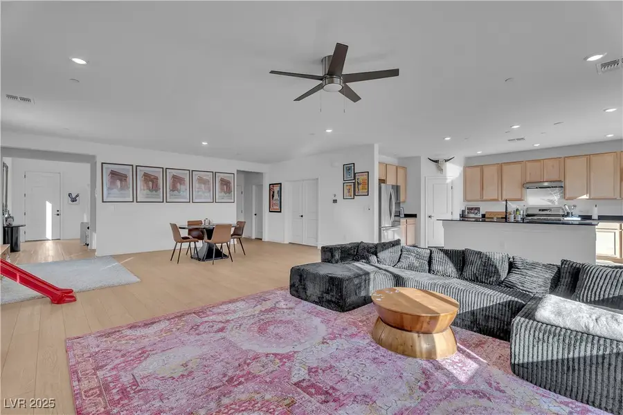 10203 Abseil Street, Las Vegas, NV 89166 - Image #2