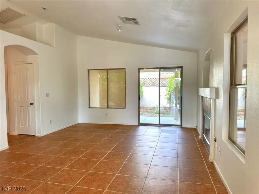 7812 Blue Charm Avenue, Las Vegas, NV 89149 - Image #3