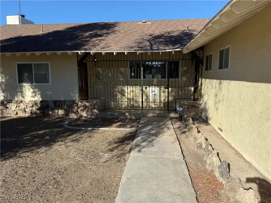 5028 Sawyer Avenue, Las Vegas, NV 89108 - Image #2