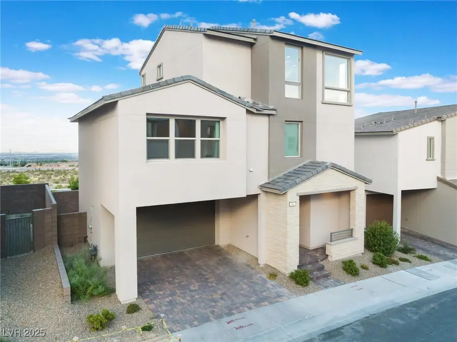 654 Amethyst Point Way, Las Vegas, NV 89138 - Image #2