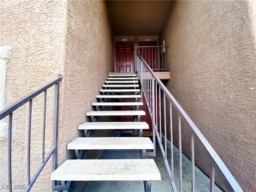 2750 S Durango Drive #2032, Las Vegas, NV 89117 - Image #2