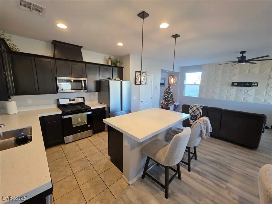 1010 Solemn Cactus Avenue, North Las Vegas, NV 89031 - Image #2