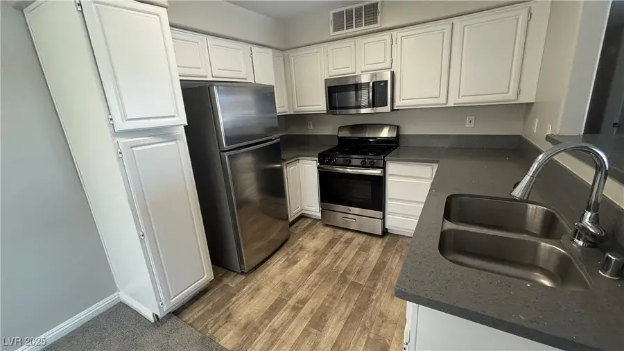 5710 E Tropicana Avenue #2225, Las Vegas, NV 89122 - Image #3