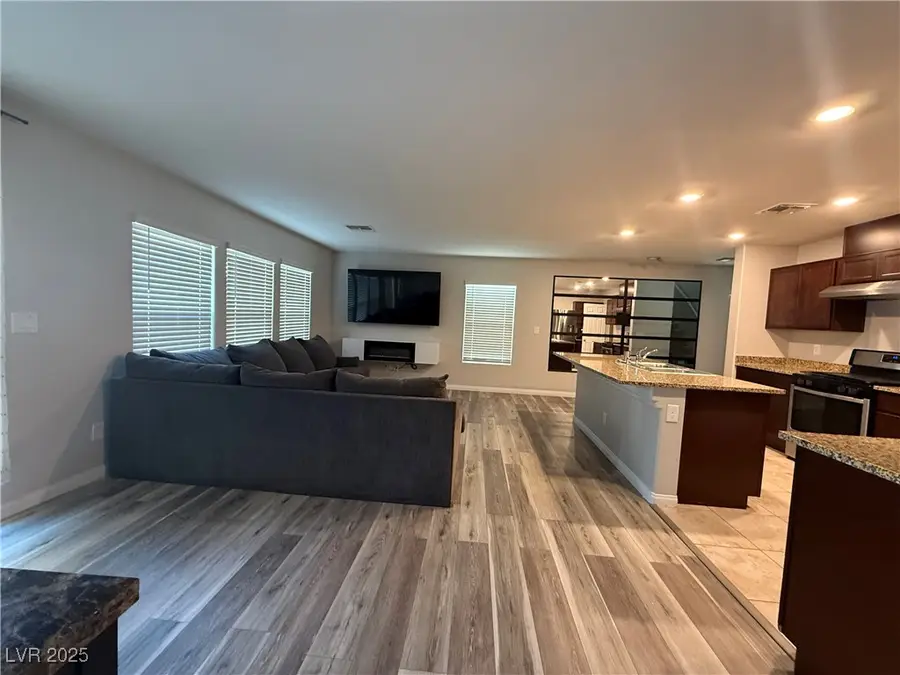 2951 Saltillo Lane, Las Vegas, NV 89121 - Image #3