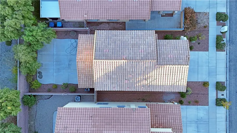 2421 Lilac Cove Street, Las Vegas, NV 89135 - Image #2