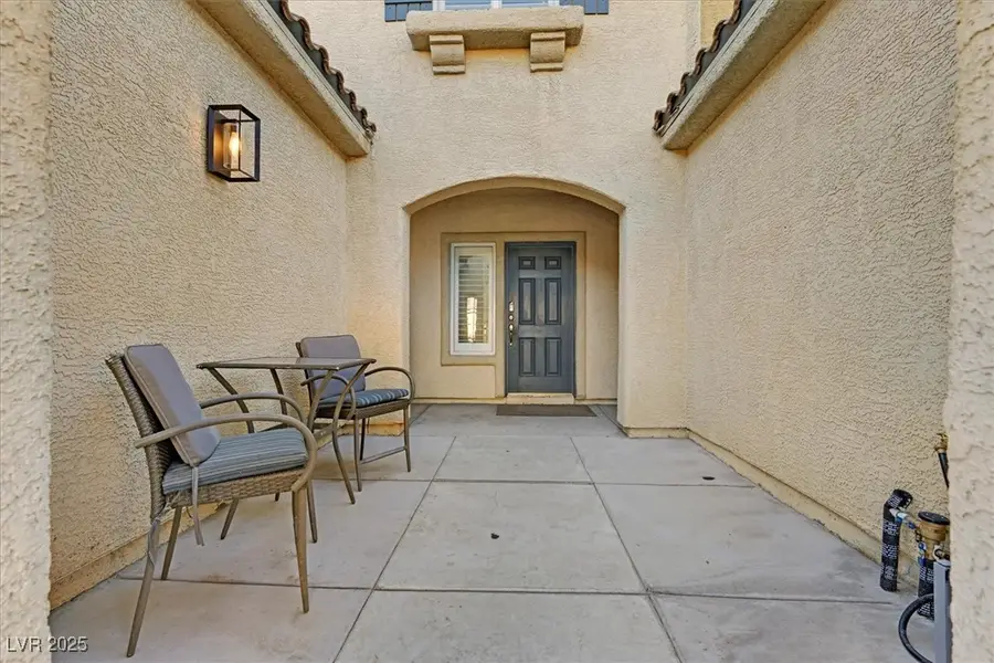 6871 Gold Nugget Drive, Las Vegas, NV 89122 - Image #2