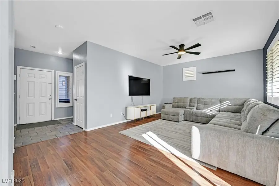 6871 Gold Nugget Drive, Las Vegas, NV 89122 - Image #3