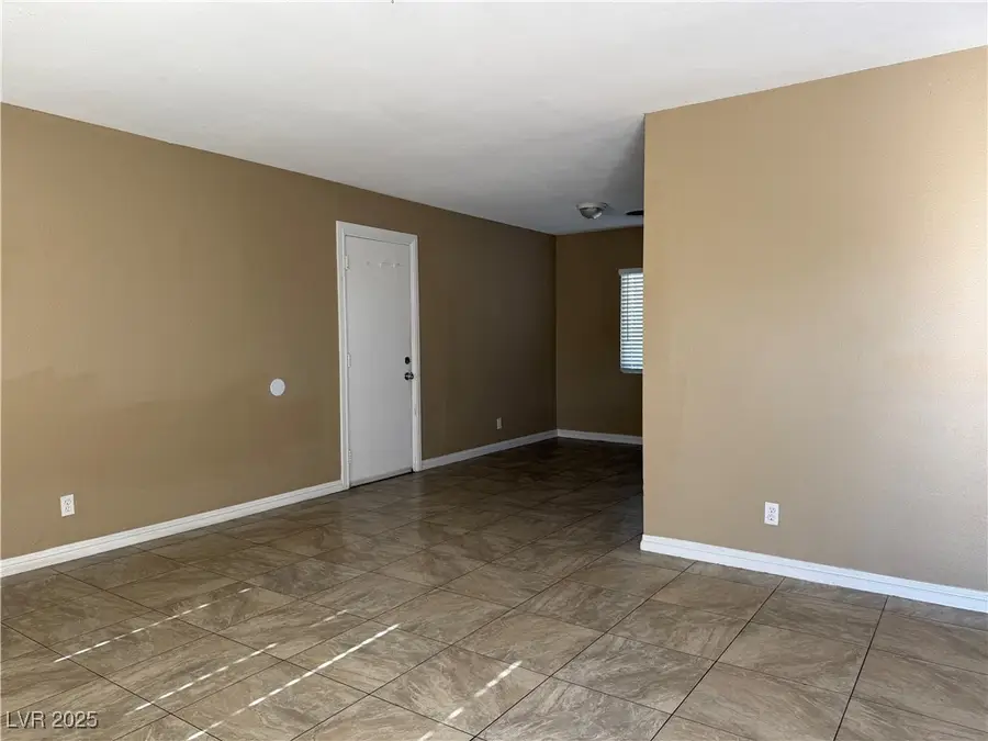 4480 Draga Place, Las Vegas, NV 89115 - Image #2