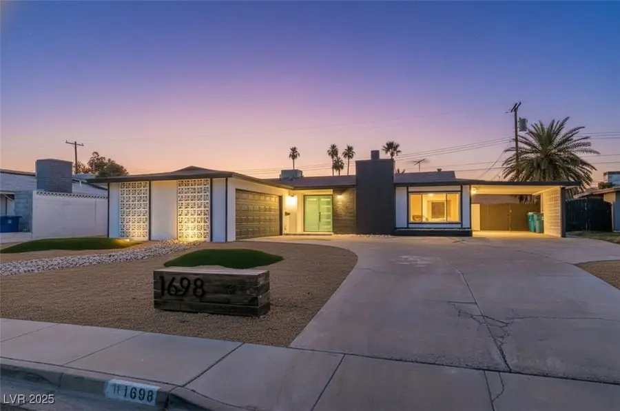 1698 Silver Mesa Way, Las Vegas, NV 89169 - Image #2