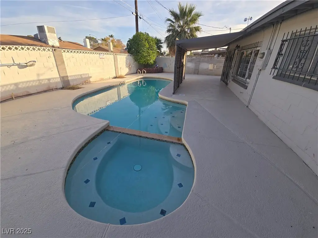 5168 Wilbur Street, Las Vegas, NV 89119 - Image #1