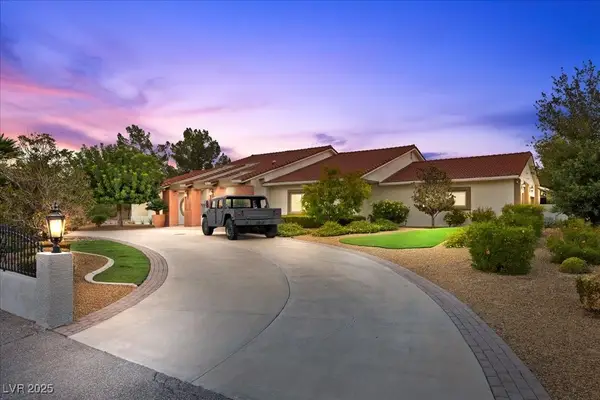 8180 W Red Coach Avenue, Las Vegas, NV 89129