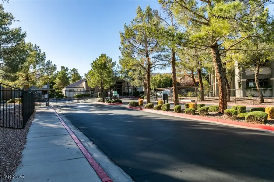 555 E Silverado Ranch Boulevard #1122, Las Vegas, NV 89183 - Image #3