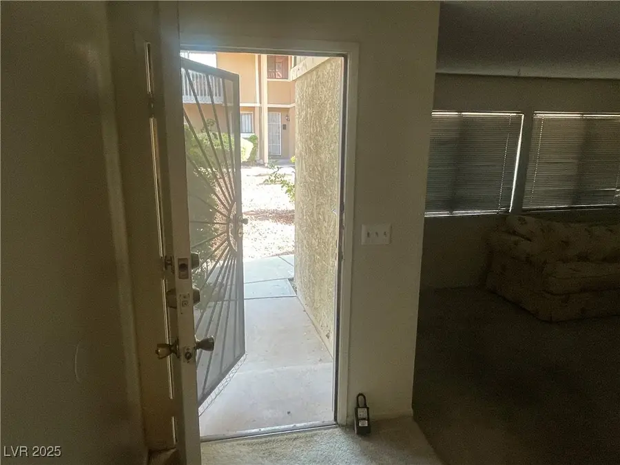 2482 Paradise Village Way, Las Vegas, NV 89120 - Image #3