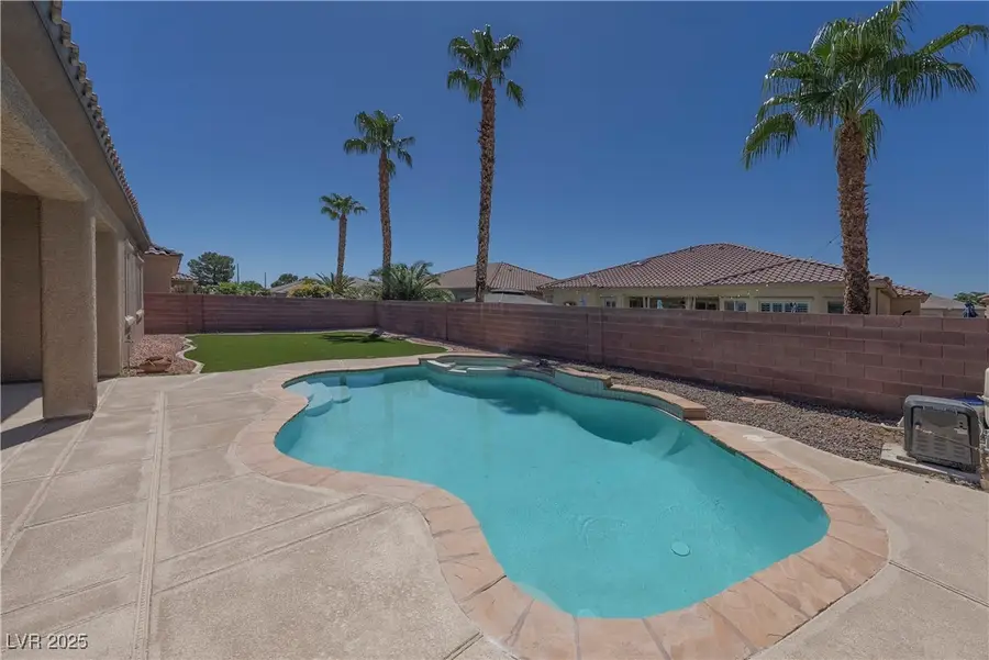 5679 Sunningdale Court, Las Vegas, NV 89122 - Image #3