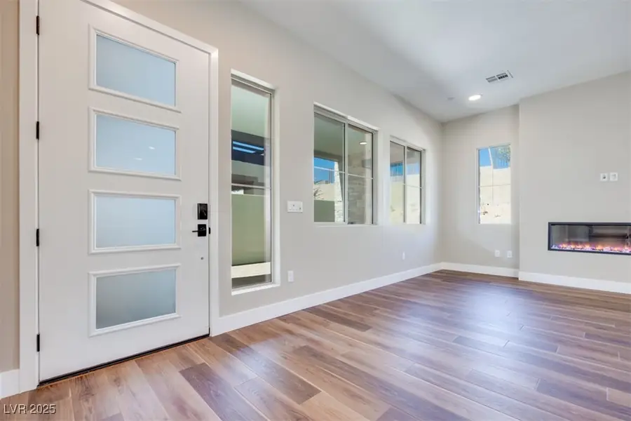 1081 Soaring Sage Avenue, Las Vegas, NV 89138 - Image #3