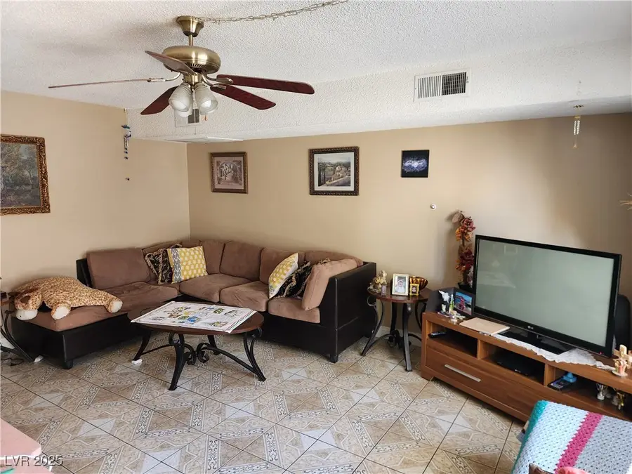 6373 W Washington Avenue, Las Vegas, NV 89107 - Image #3