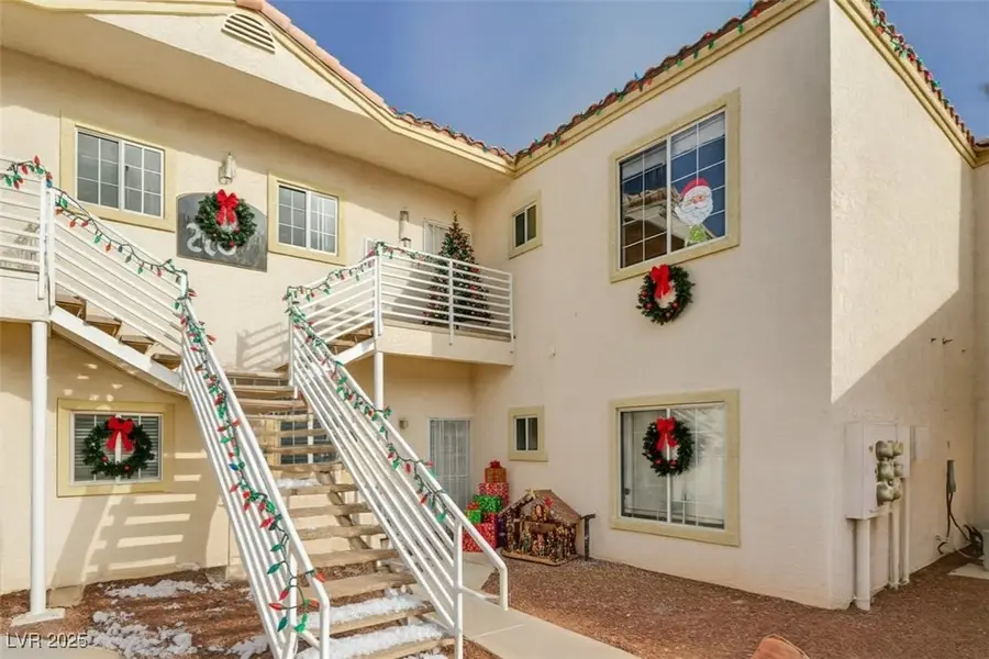 1900 N Torrey Pines Drive #221, Las Vegas, NV 89108 - Image #2