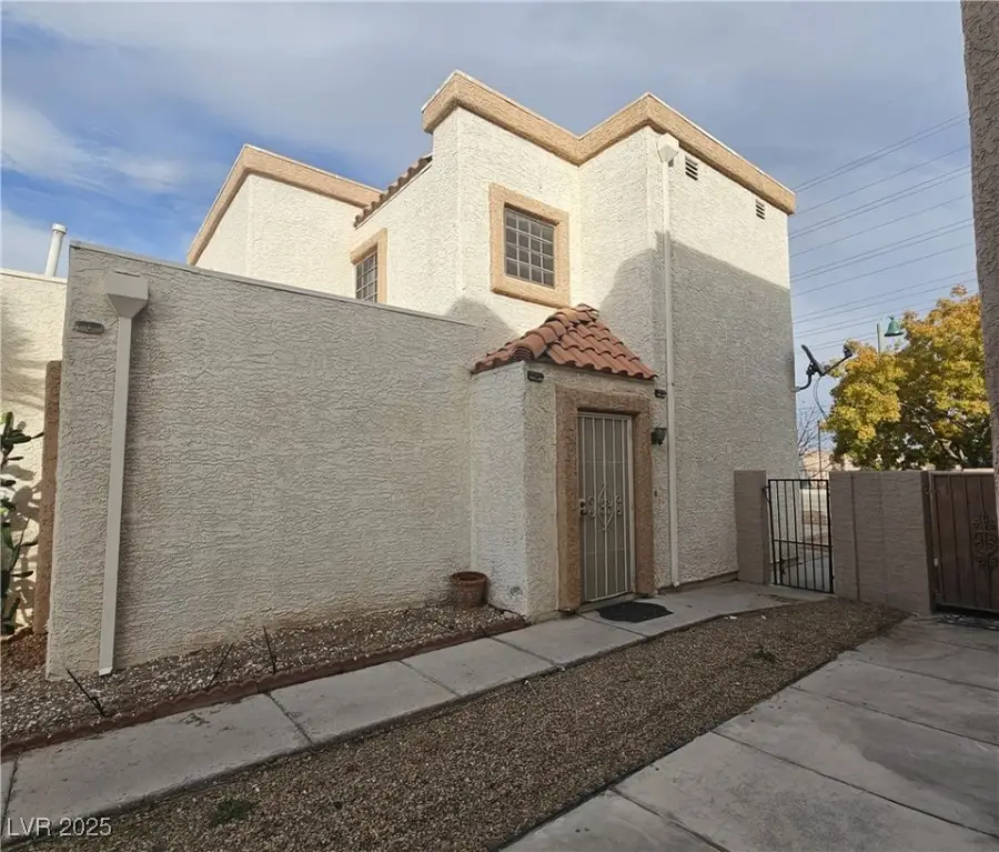 3124 Centavo Drive, Las Vegas, NV 89117 - Image #2