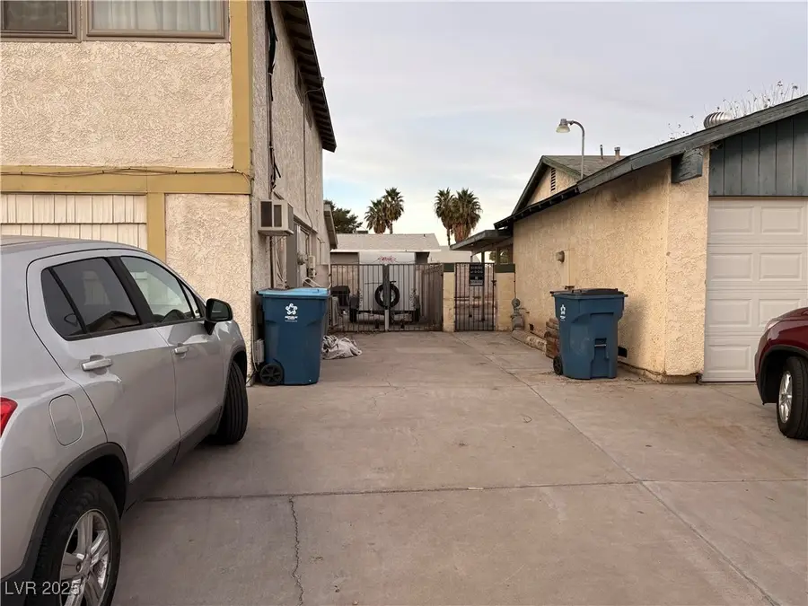 4488 Park View Drive, Las Vegas, NV 89104 - Image #3
