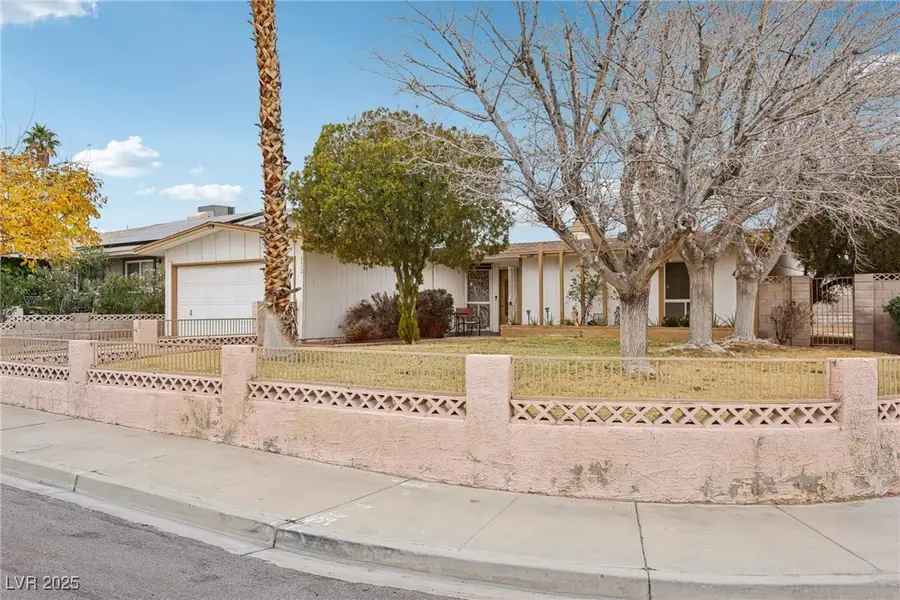 6912 Singing Dunes Lane, Las Vegas, NV 89145 - Image #3
