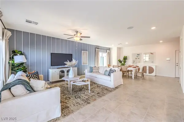 6049 Sunshine Shores Street #12, Las Vegas, NV 89081