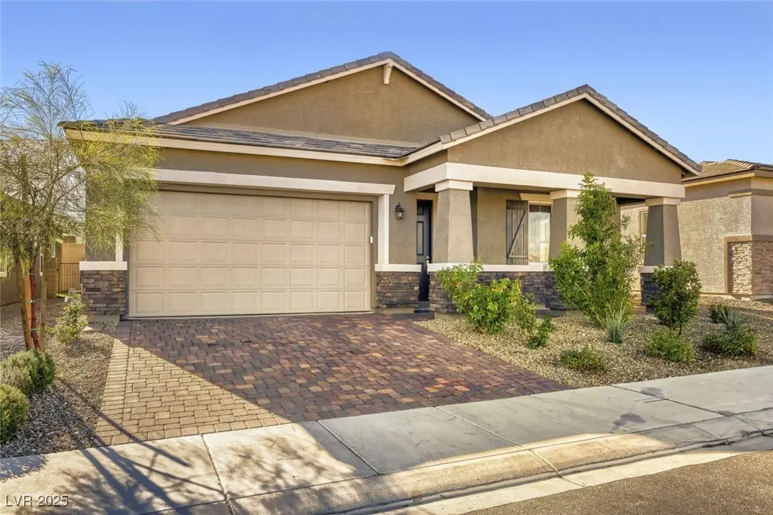 3877 W Haleh Avenue, Las Vegas, NV 89141 - Image #1