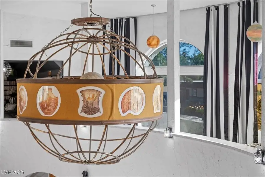 4318 Ridgecrest Drive, Las Vegas, NV 89121 - Image #2