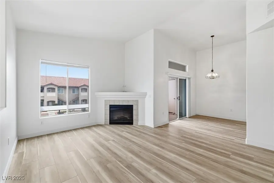 2305 W Horizon Ridge Parkway #522, Henderson, NV 89052 - Image #2