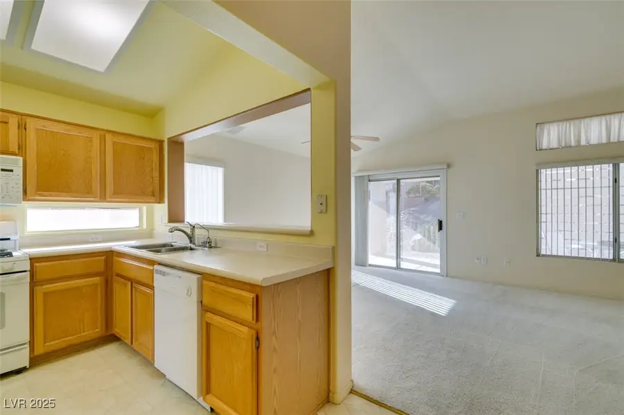 475 Edgefield Ridge Place, Henderson, NV 89012 - Image #3