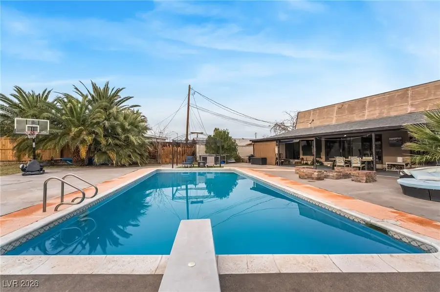 3961 Acapulco Avenue, Las Vegas, NV 89121 - Image #2