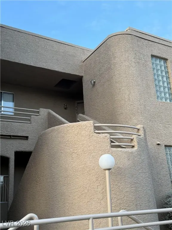 2200 Highpointe Drive #202, Laughlin, NV 89029