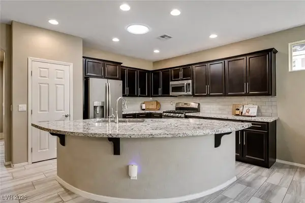 3712 Corte Bella Hills Avenue, North Las Vegas, NV 89081