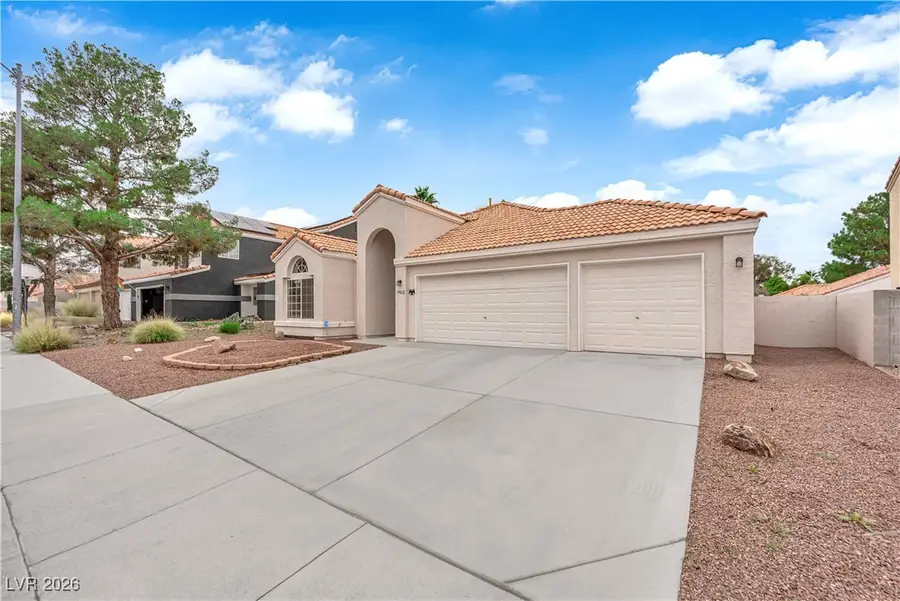 7412 Summer Crest Lane, Las Vegas, NV 89129 - Image #2