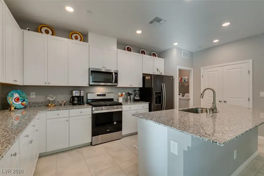 8387 Lagunilla Avenue, Las Vegas, NV 89149 - Image #2