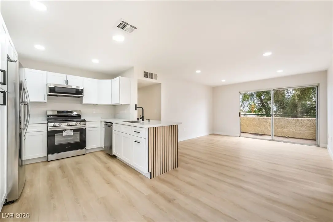 5710 E Tropicana Avenue #2022, Las Vegas, NV 89122 - Image #1