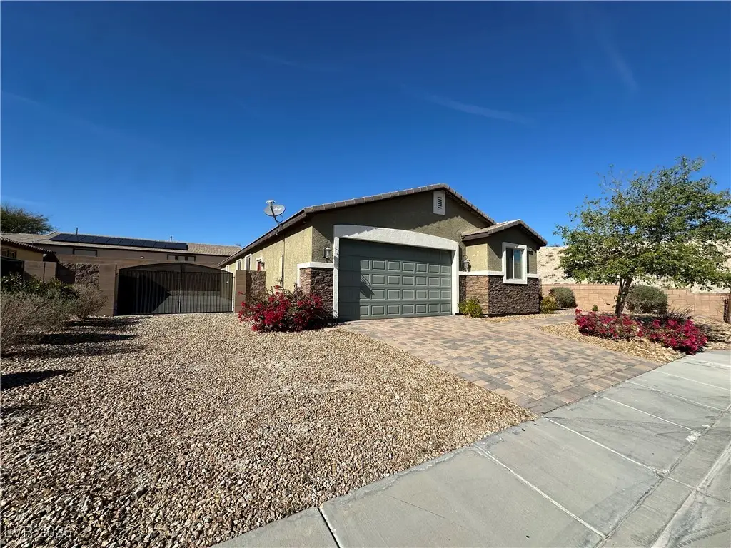 2040 Port Royal Drive, Laughlin, NV 89029 - #1