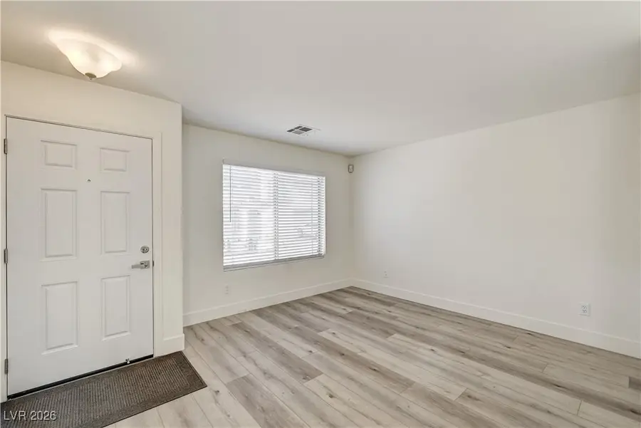 5321 Carlsbad Heights Street, North Las Vegas, NV 89081 - Image #3