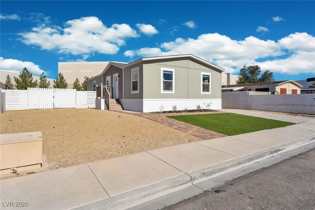 4498 Crystal Peak Drive, Las Vegas, NV 89115 - Image #1